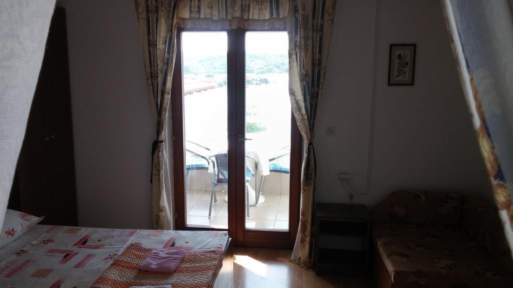 Apartments Marija Bajto Nečujam Rum bild